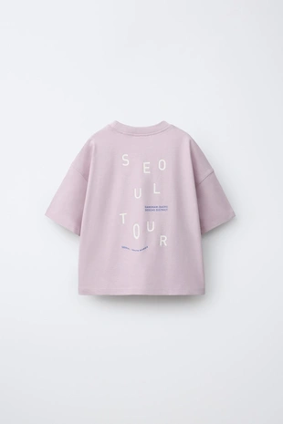 Футболка с нашивкой и карманом- Заказать в России