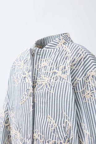 Бомбер в вышитую полоску- Заказать в России