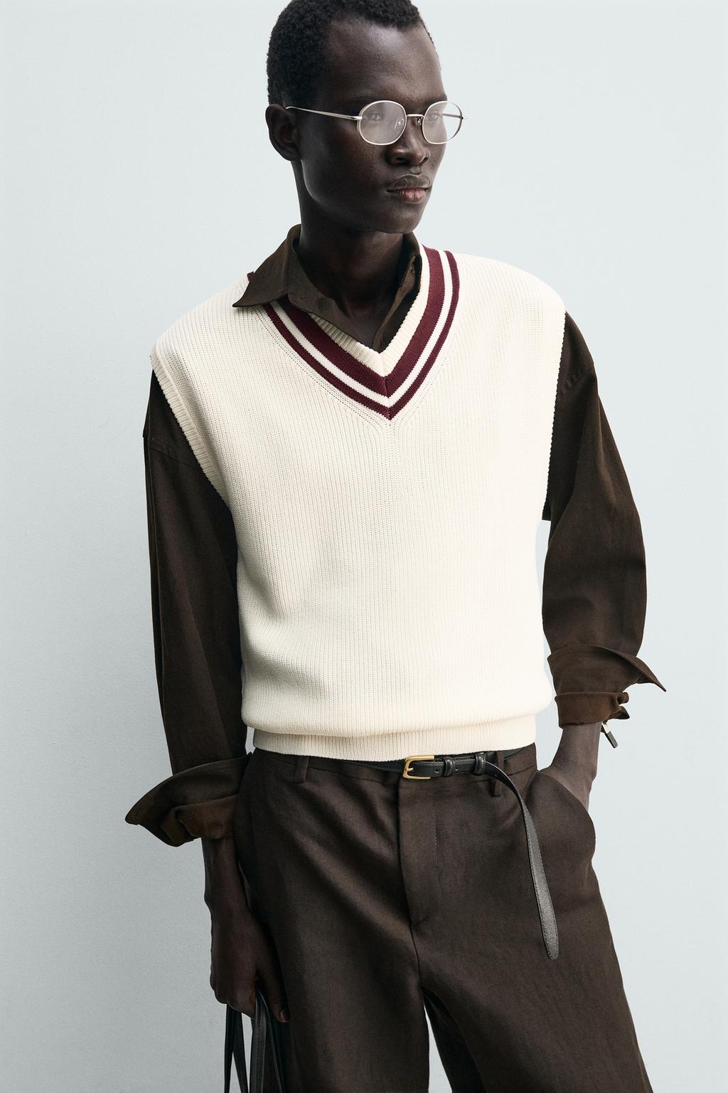 ВЯЗАНЫЙ ЖИЛЕТ В РУБЧИК