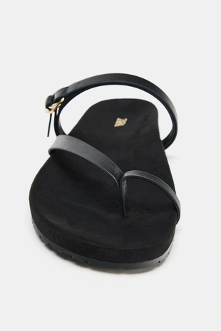 Сандалии на плоской подошве с ремешками из кожи- Заказать в России