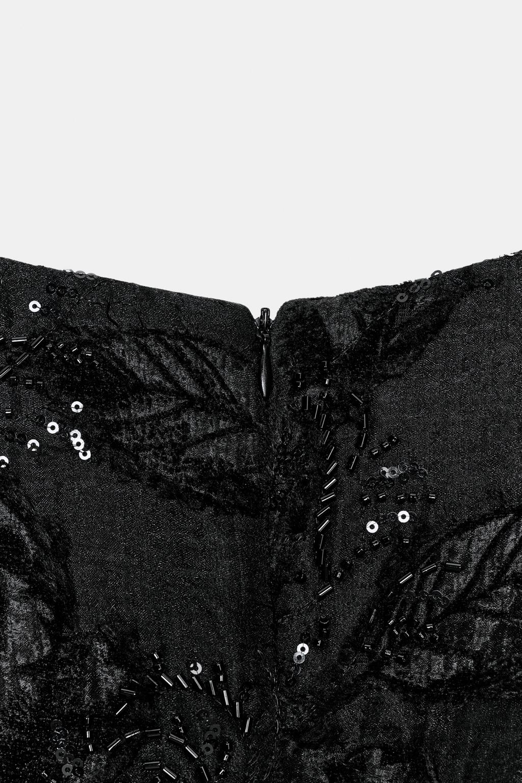 КОРОТКОЕ ПЛАТЬЕ С ВЫШИВКОЙ И БУСИНАМИ — ZW COLLECTION