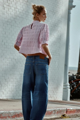 Рубашка с кружевом и рукавами-буффами- Заказать в России