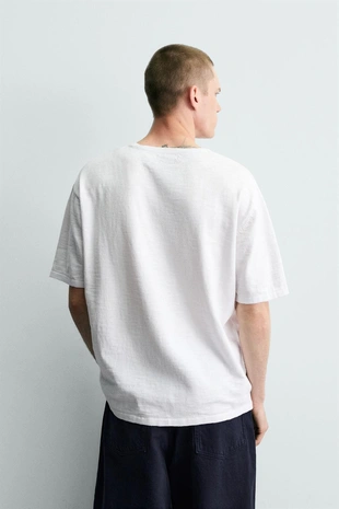 Футболка из рельефного трикотажа фламе- Заказать в России