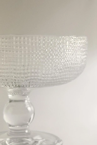 Стеклянная десертная чашка с объемным рисунком- Заказать в России