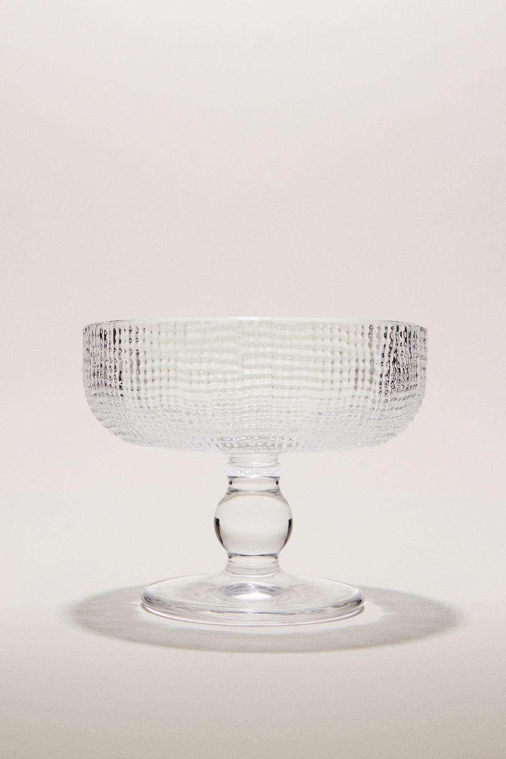 Стеклянная десертная чашка с объемным рисунком