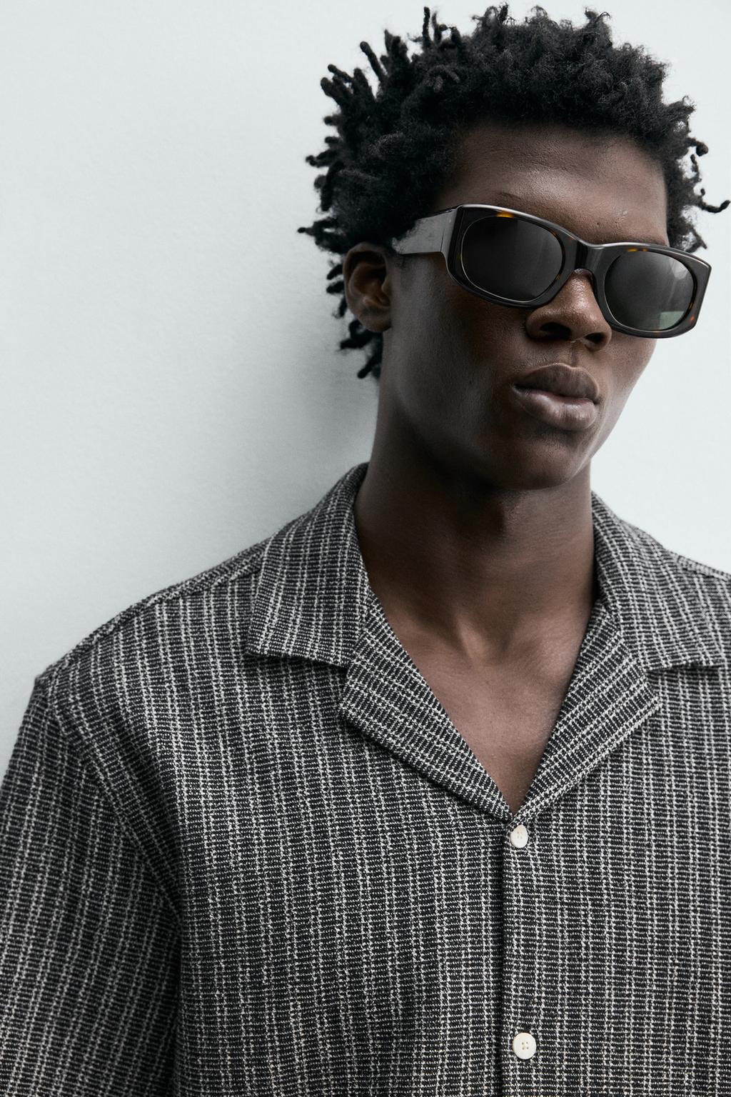 РУБАШКА ИЗ РЕЛЬЕФНОЙ ТКАНИ