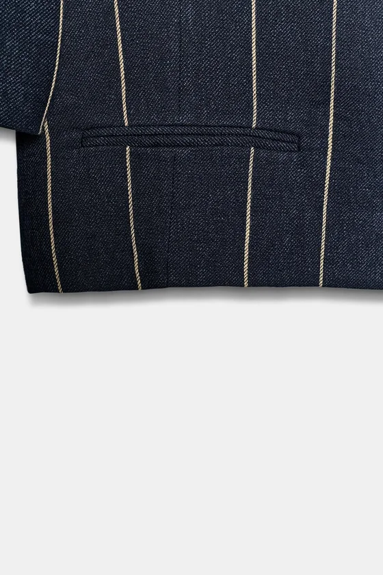 УКОРОЧЕННАЯ КУРТКА В ПОЛОСКУ ИЗ ЛЬНА — коллекция Zara «ZW»