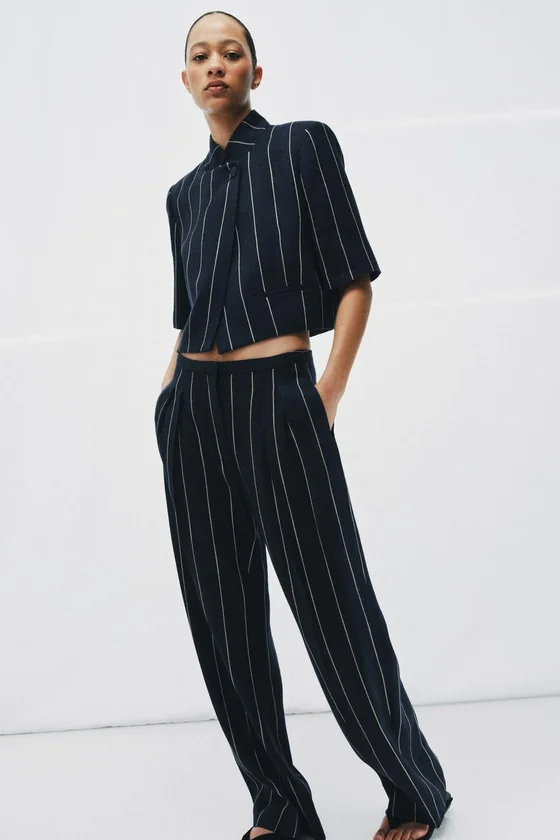 БРЮКИ В ПОЛОСКУ ИЗ СМЕСОВОГО ЛЬНА — коллекция Zara «ZW»