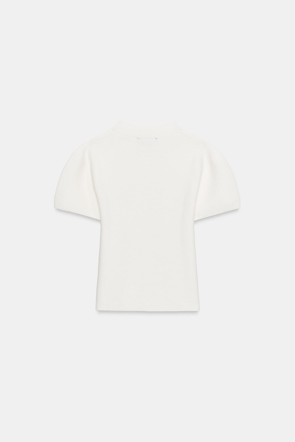 ТРИКОТАЖНЫЙ ТОП С ОБЪЕМНЫМИ РУКАВАМИ