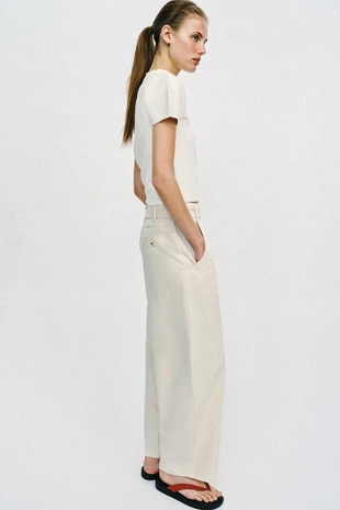 Трикотажный топ с объемными рукавами- Заказать в России