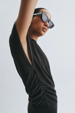 Трикотажный топ со сборками- Заказать в России