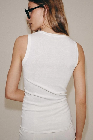 Топ из тонкого трикотажа