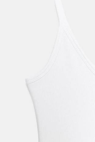 Топ в рубчик на бретелях