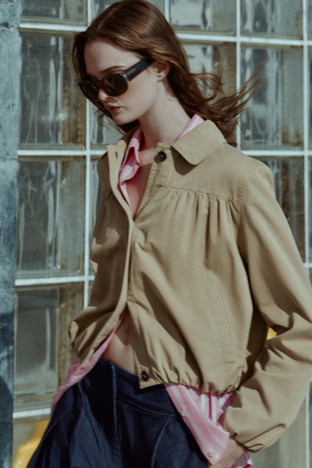 ОБЪЕМНАЯ КУРТКА