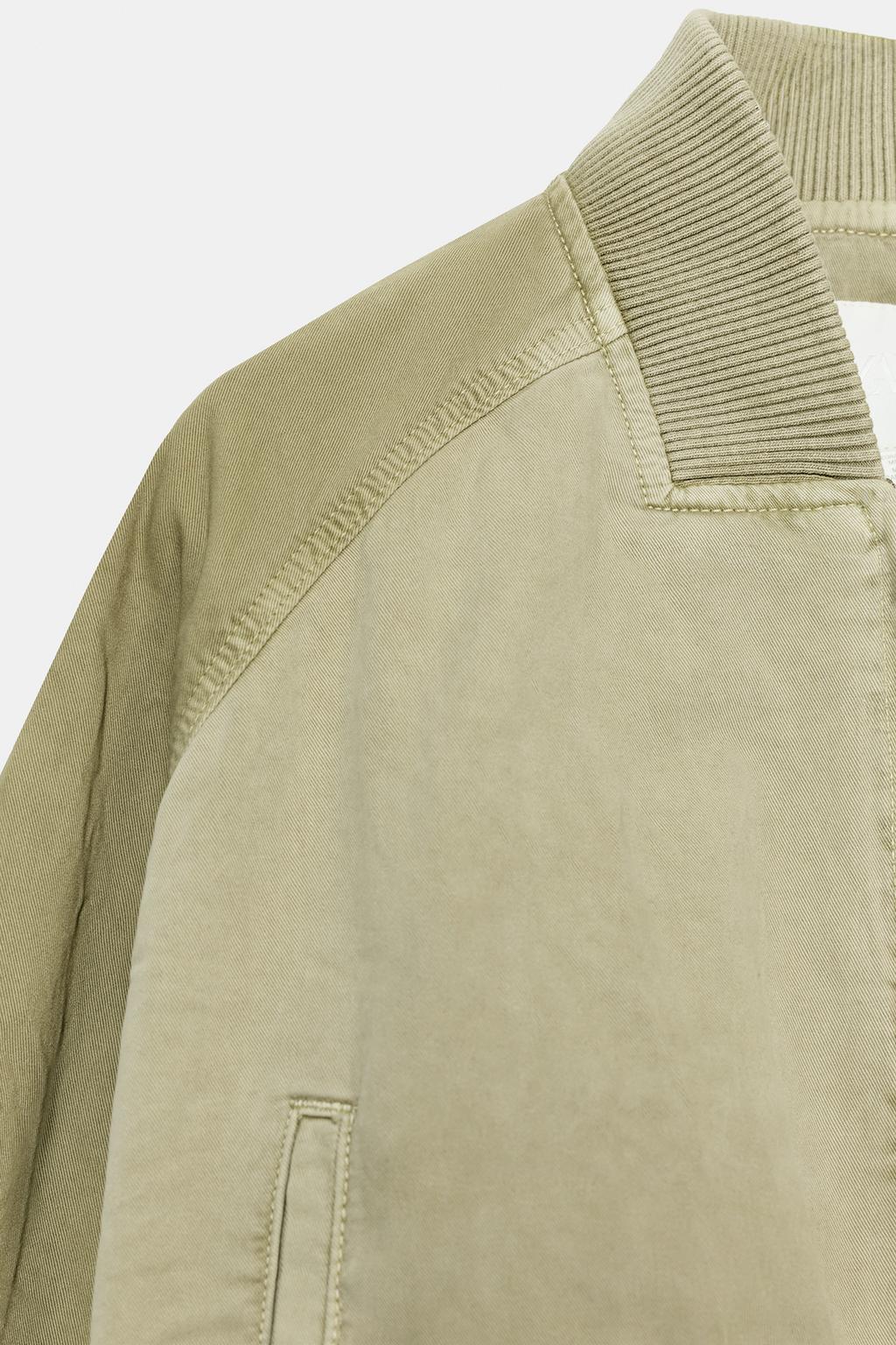 БОМБЕР ИЗ ТКАНИ С ЭФФЕКТОМ ПОТЕРТОСТИ