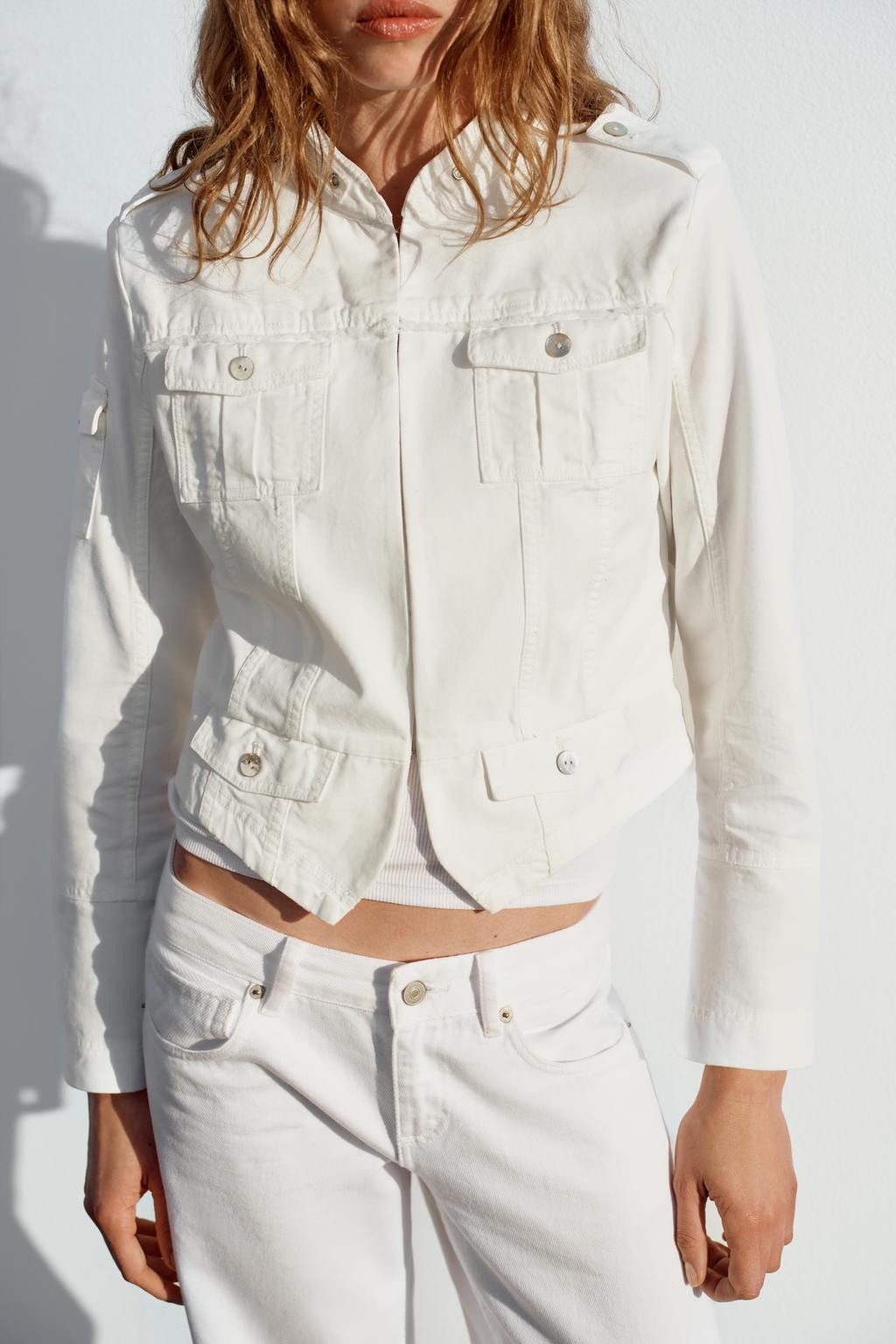 КУРТКА С МНОЖЕСТВОМ КАРМАНОВ