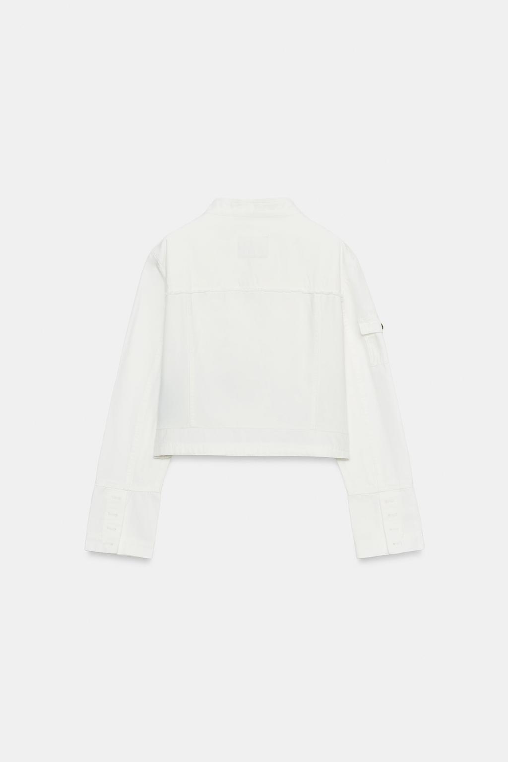 КУРТКА С МНОЖЕСТВОМ КАРМАНОВ