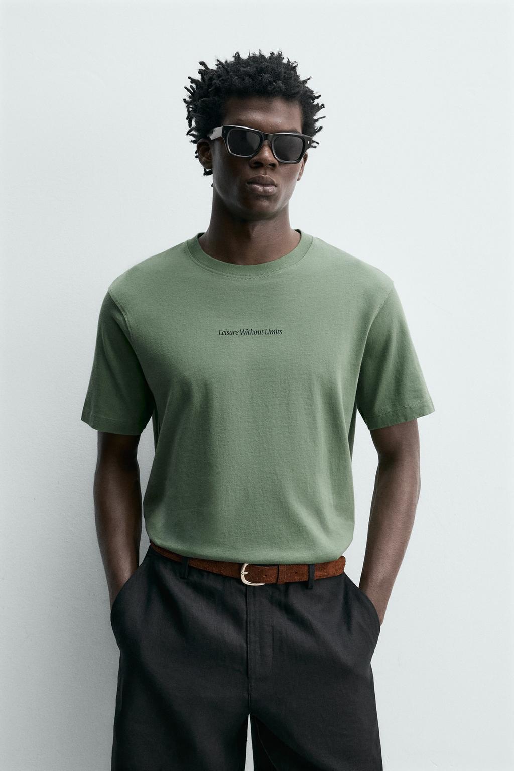 ФУТБОЛКА С КОНТРАСТНЫМ ПРИНТОМ