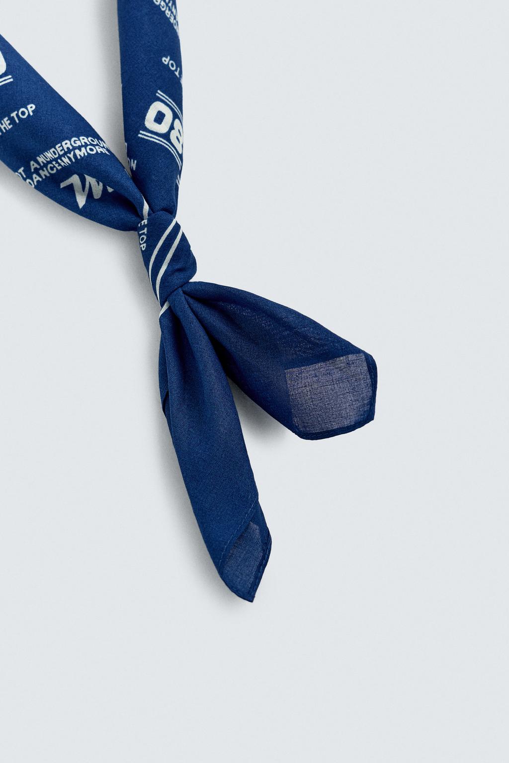 БАНДАНА С ГЕОМЕТРИЧЕСКИМ ПРИНТОМ