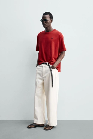 Футболка с контрастной вышивкой- Заказать в России