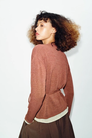 Кардиган с контрастными деталями и поясом- Заказать в России