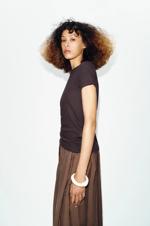 Футболка из хлопка и льна с короткими рукавами- Заказать в России