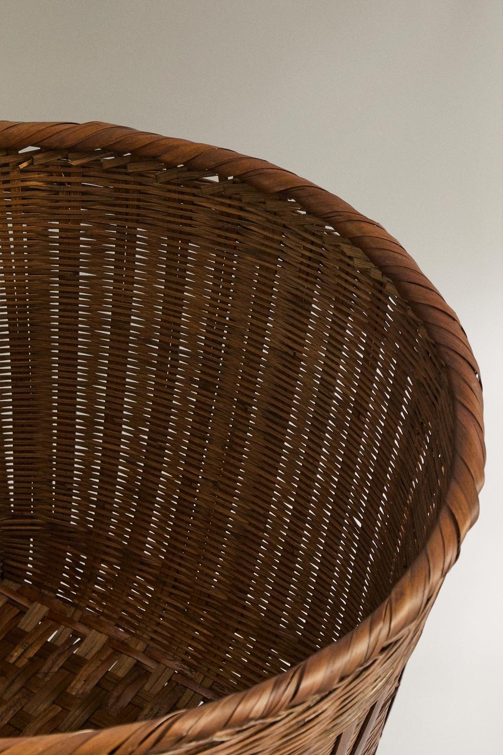 Плетеная корзина