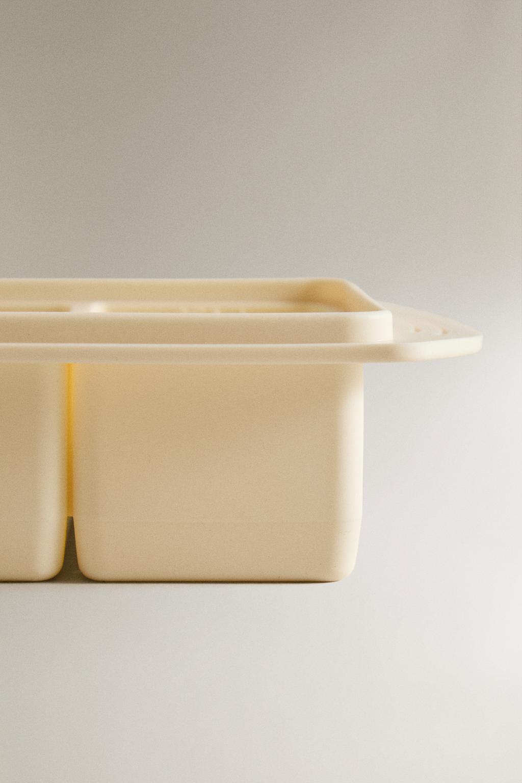 Силиконовый контейнер с отделениями