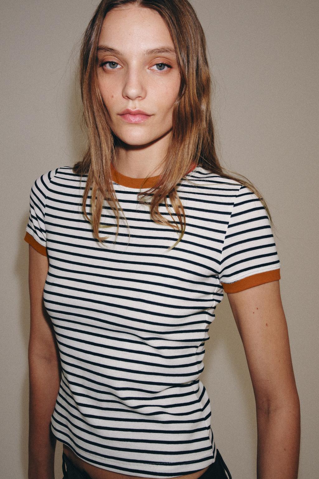 ФУТБОЛКА В ПОЛОСКУ С КОРОТКИМ РУКАВОМ