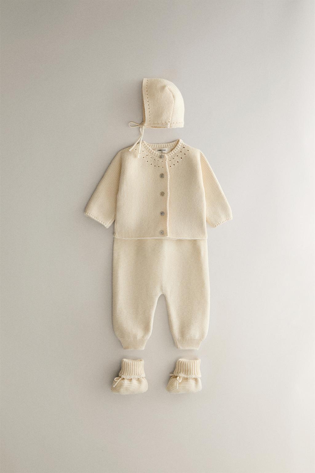 Вязаные детские ботиночки