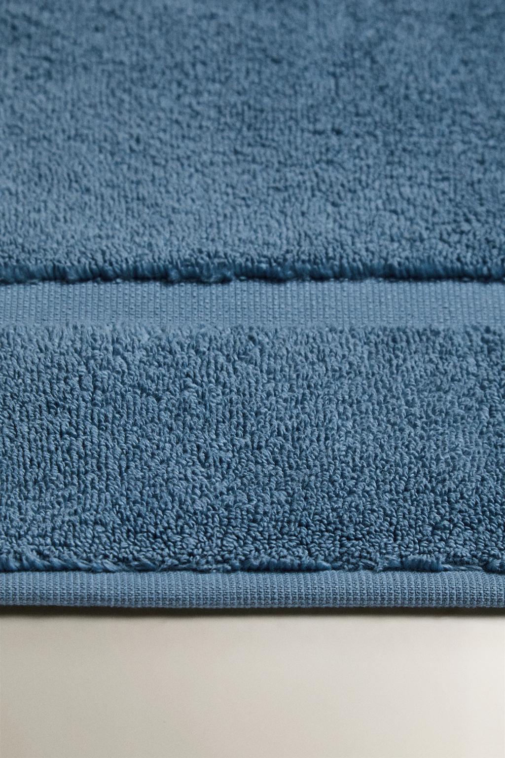 Мягкий велюровый коврик для ванной