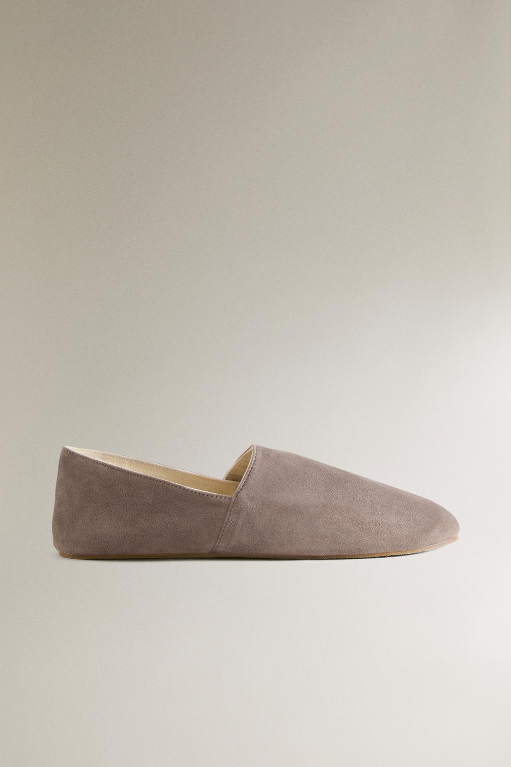 Туфли-сланцы из кожи бабуш