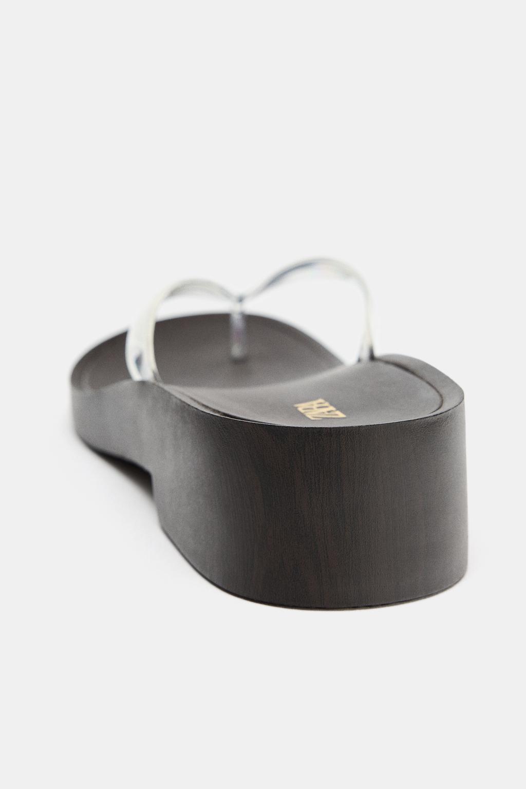 ВИНИЛОВЫЕ БОСОНОЖКИ НА ПЛАТФОРМЕ