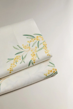 Простыня из хлопка с атласным переплетением и цветочным принтом мимозы- Заказать в России
