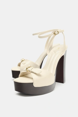 Босоножки на платформе с пряжкой- Заказать в России