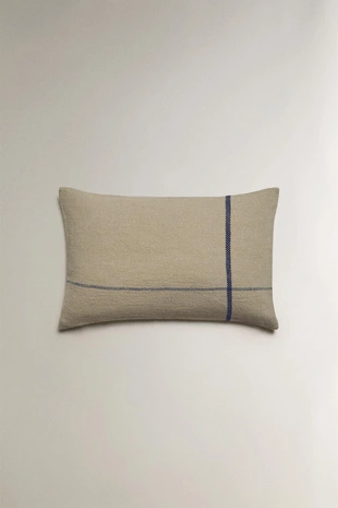 Чехол для подушки с контрастной полосой- Заказать в России