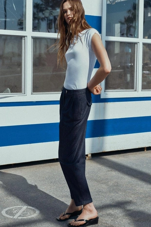 Брюки чинос с отворотами