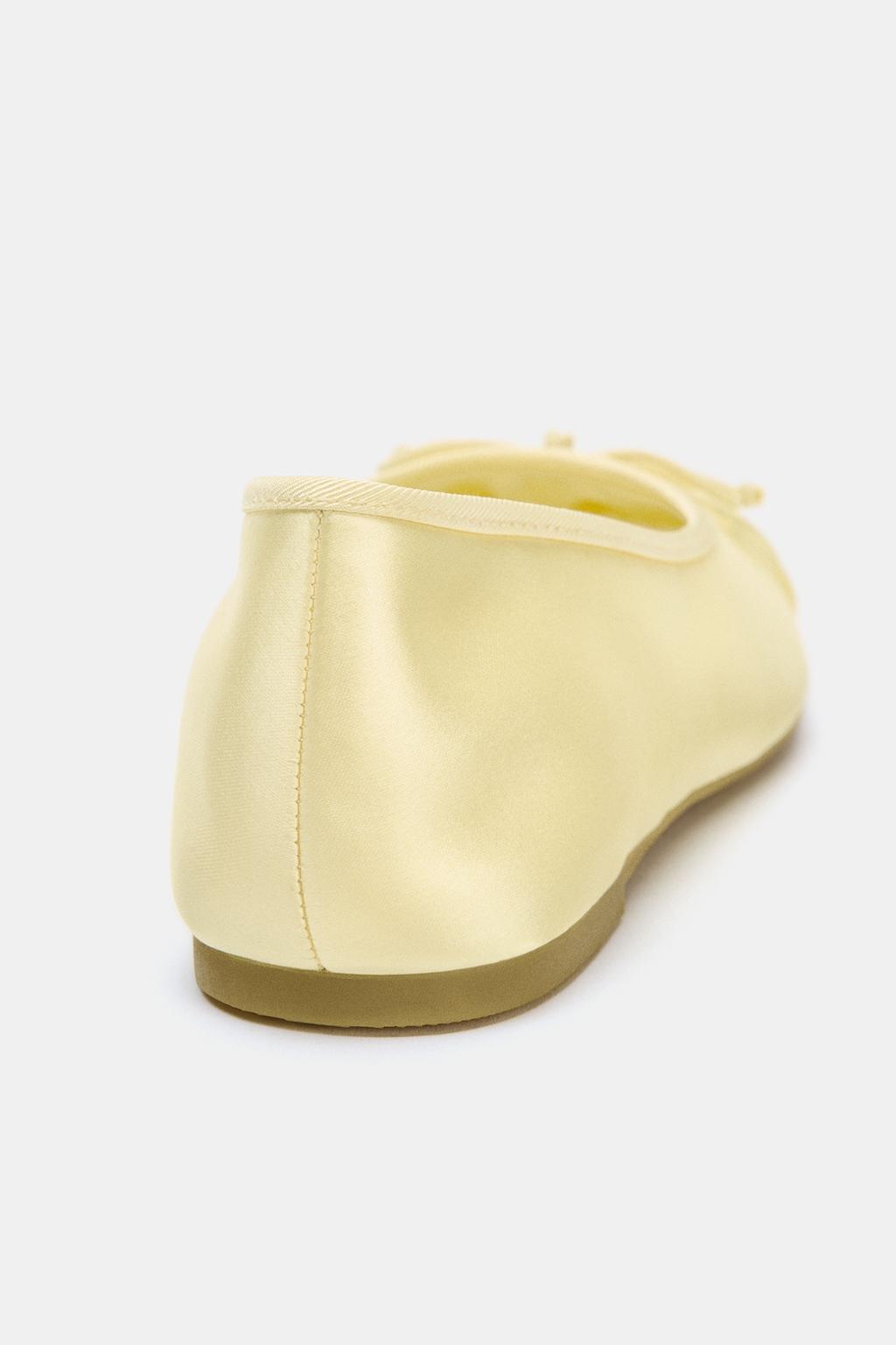 АТЛАСНЫЕ БАЛЕТКИ С БАНТОМ