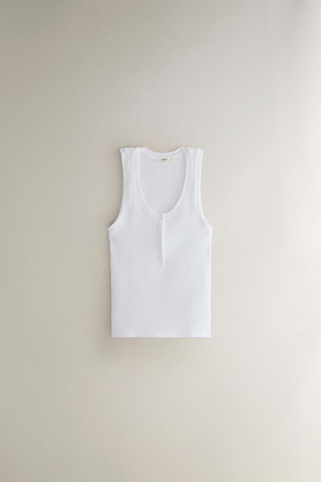 Топ с пуговицами