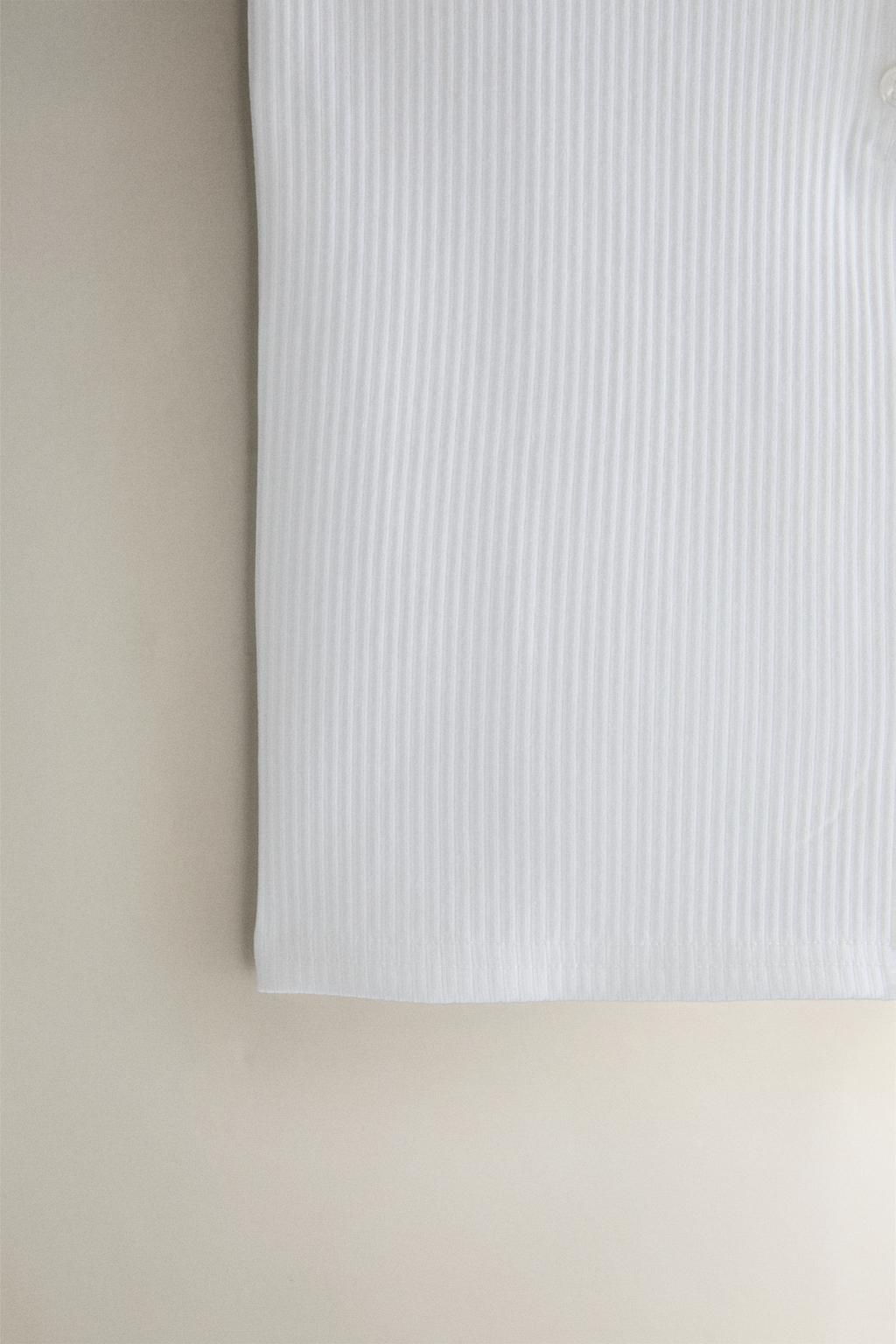 Топ с пуговицами