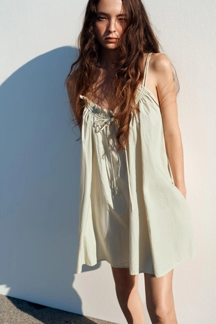 Мини-платье из поплина на бретелях- Заказать в России