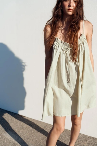 Мини-платье из поплина на бретелях- Заказать в России
