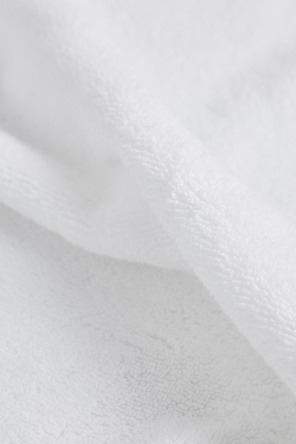 Дополнительно мягкое хлопковое полотенце для ванны (700 г/м²)