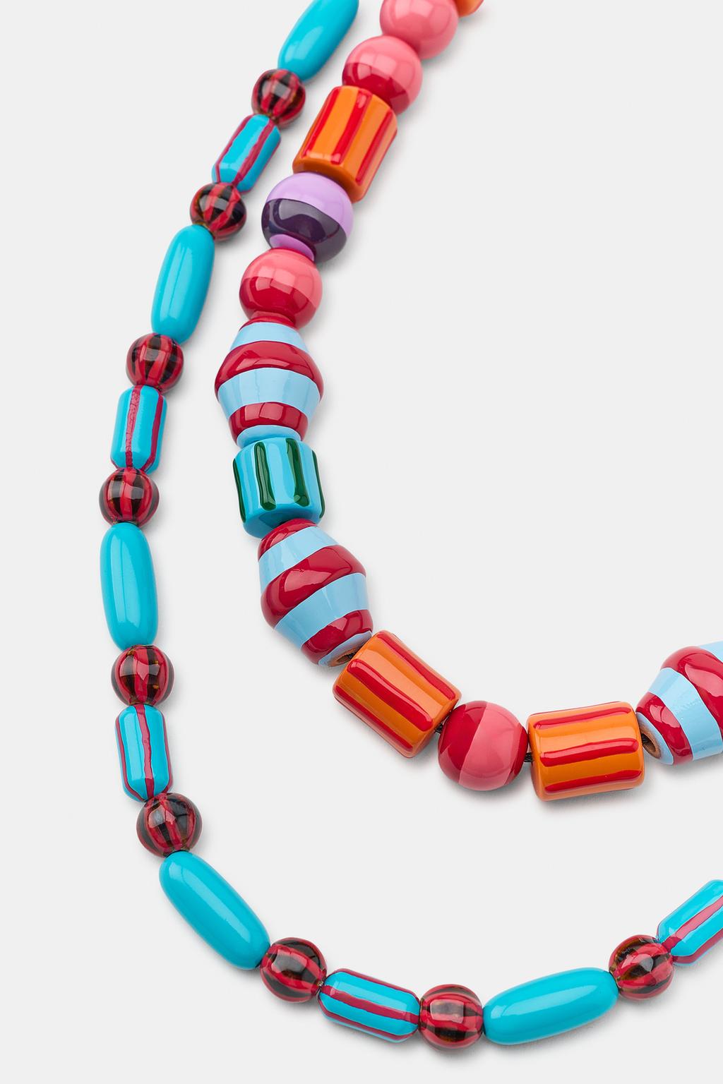 НАБОР ИЗ ДВУХ ОЖЕРЕЛИЙ С БУСИНАМИ В ПОЛОСКУ