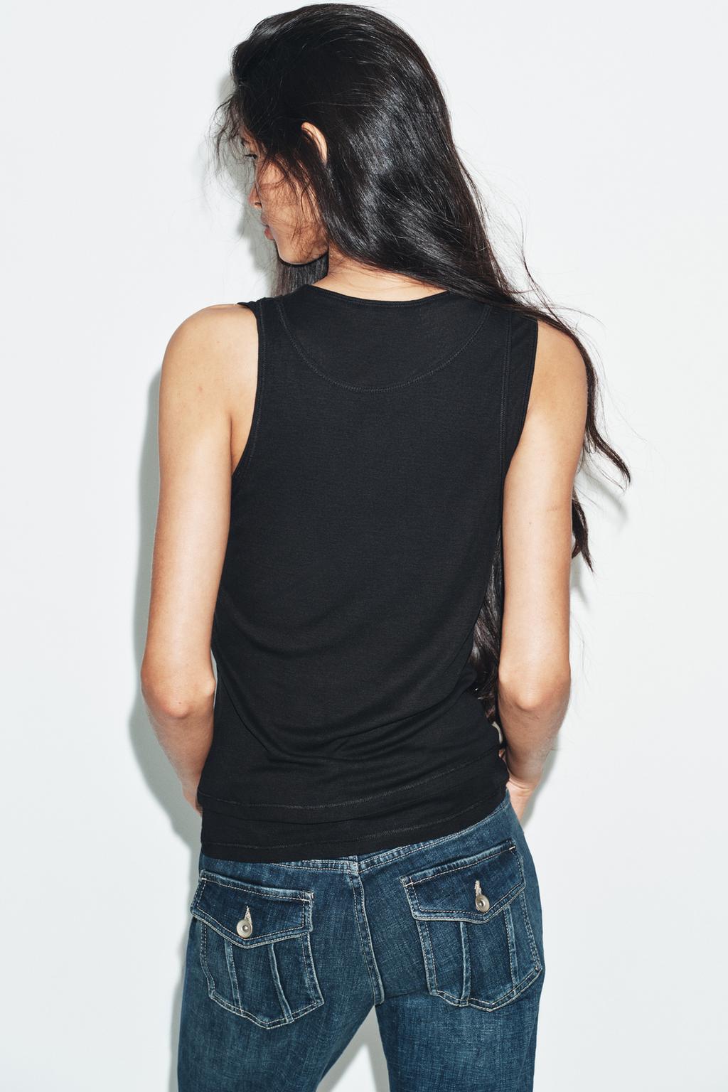 ФУТБОЛКА С ДВОЙНЫМИ ПРОЙМАМИ