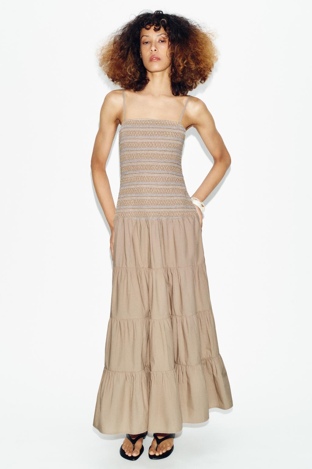 ПЛАТЬЕ МИДИ С ВЫШИВКОЙ И ЭФФЕКТОМ ЖАТКИ