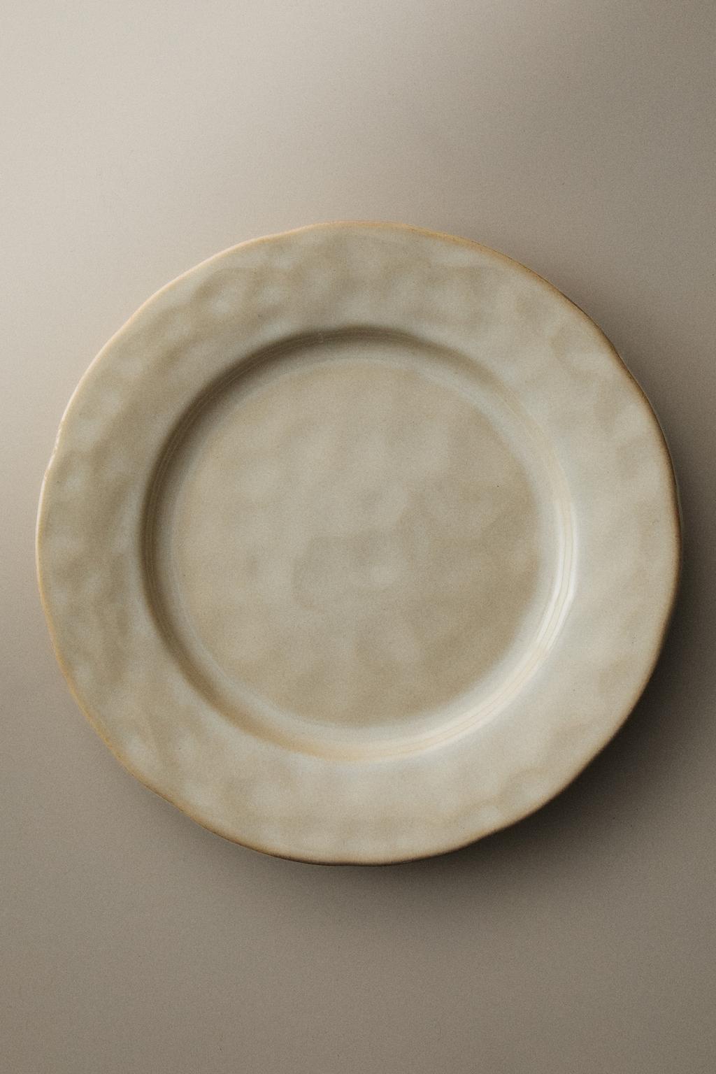 Керамический обеденный тарелка с неровным краем