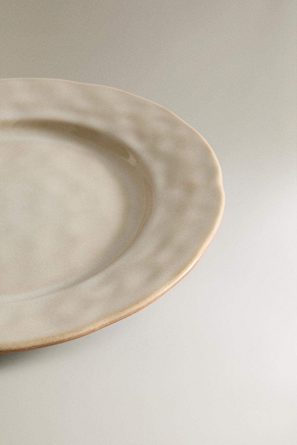 Керамический обеденный тарелка с неровным краем