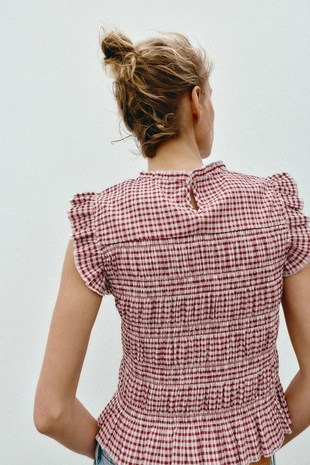 Топ из жатой ткани в клетку виши