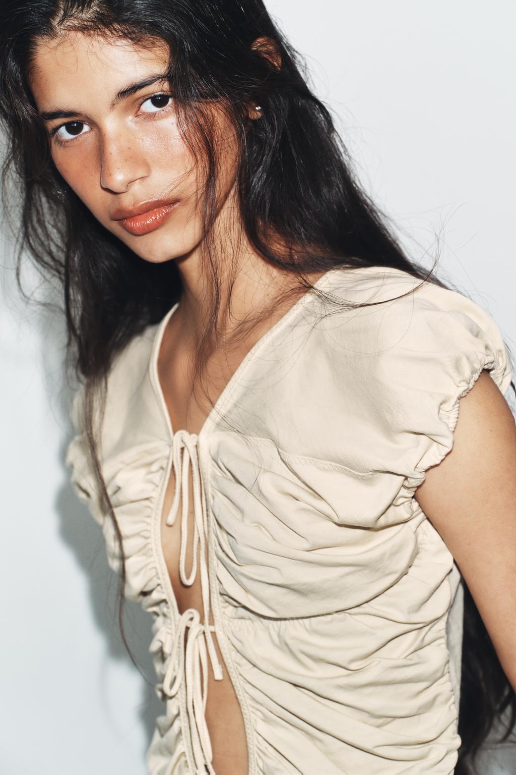 ТОП С ЗАВЯЗКАМИ И СБОРКАМИ